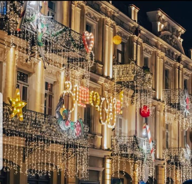 Atlant Hotel Tbilisi Esterno foto
