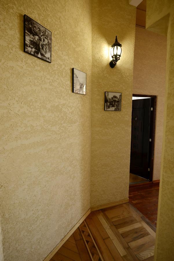Atlant Hotel Tbilisi Esterno foto