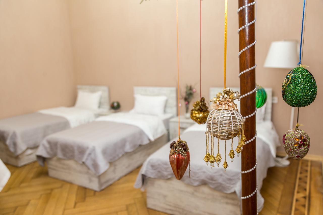 Atlant Hotel Tbilisi Esterno foto